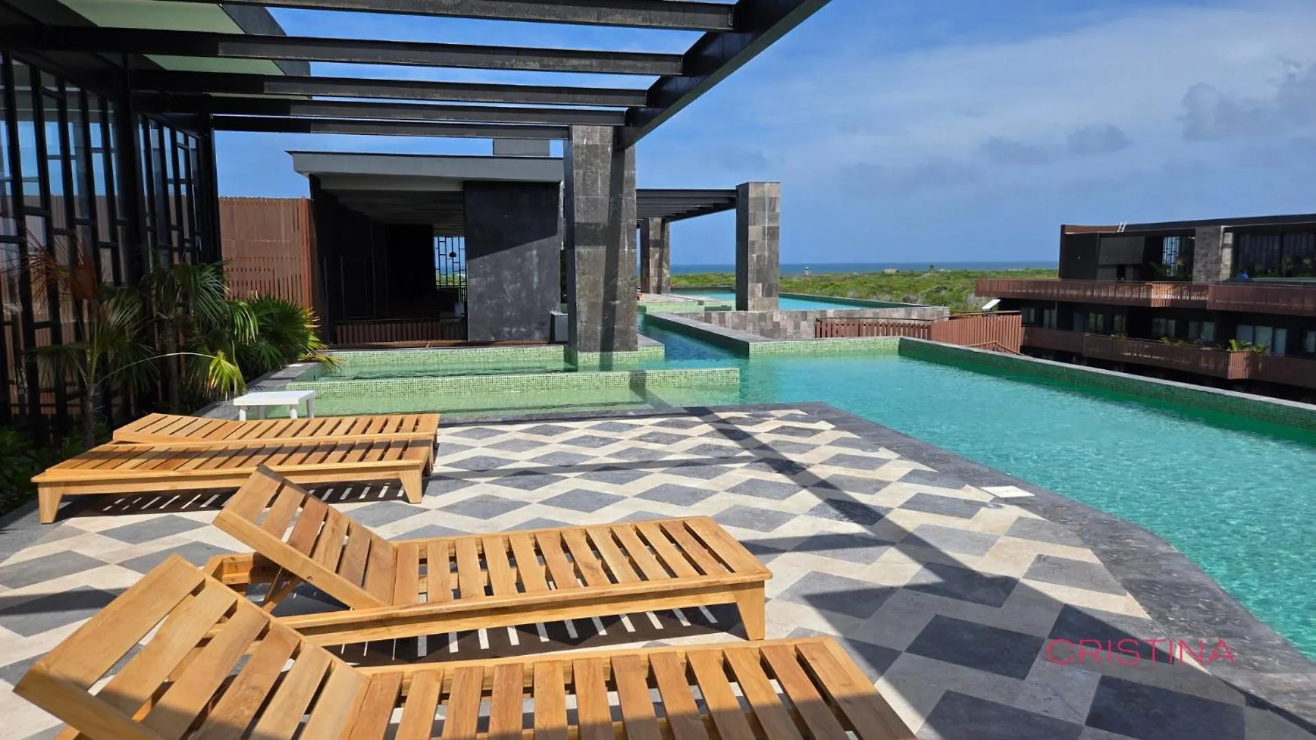 Apartment With Private Jacuzzi, Rooftop Pools & Free Beach Club トゥルム