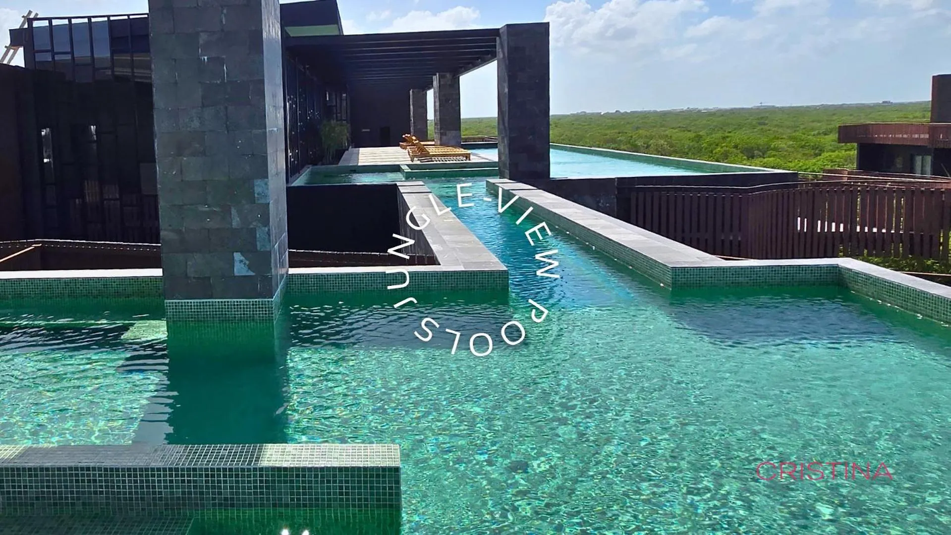 Apartment With Private Jacuzzi, Rooftop Pools & Free Beach Club トゥルム