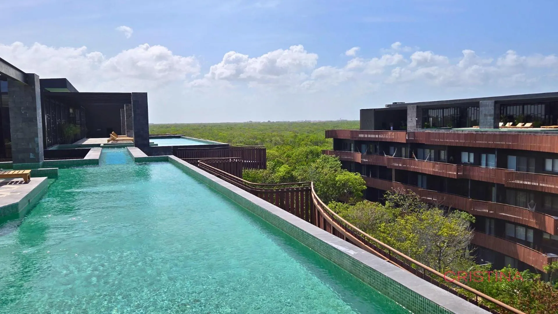 Apartment With Private Jacuzzi, Rooftop Pools & Free Beach Club トゥルム