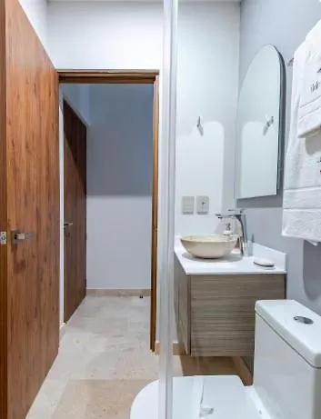 Apartment With Private Jacuzzi, Rooftop Pools & Free Beach Club  تولوم